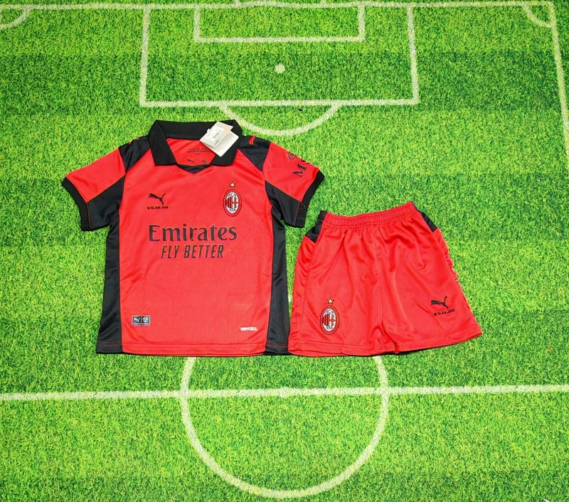 Niño_AC milan 25-26 the fourth away kid